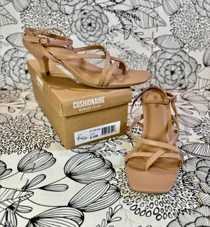 Cushionare Kitten Dress Sandal thumbnail 2