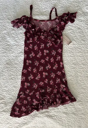 NWT Sensual Fit Burgundy Floral Ruffle Cold-Shoulder Mini Dress thumbnail 1