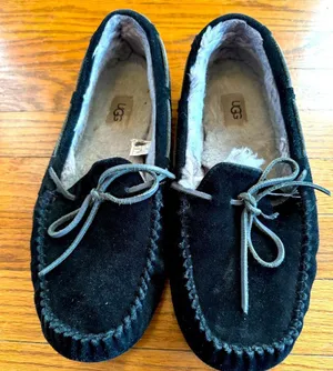 Ugg Olsen Men Slippers Suede Black Us 10 /Uk 9 /Eu 43 thumbnail 1