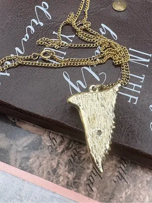 Shark Tooth Pendant Necklace Coastal Boho Style thumbnail 5