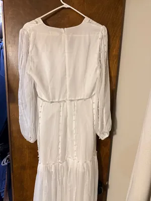 White dress Size XL thumbnail 4