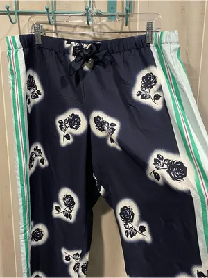 Cute silky classic navy roses mint striped Victoria’s Secret pajama pants cozy thumbnail 11
