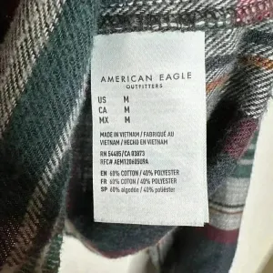 American Eagle Cropped button down flannel‎ shirt plaid Sz M Size M thumbnail 4