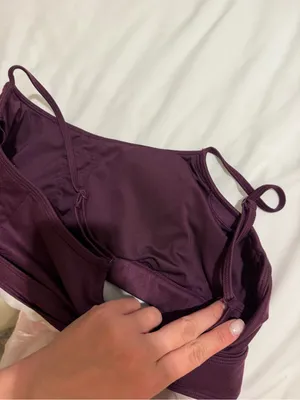 ALO Yoga Airbrush Enso Dark Plum Cross-Front Sports Bralette Size Medium thumbnail 7