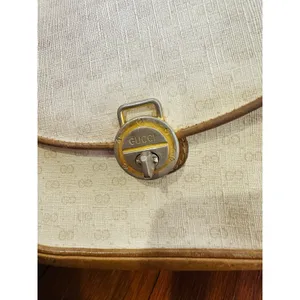 Vintage GUCCI Tan Interlocking GG Turn Lock Crossbody Made In Italy Purse thumbnail 6