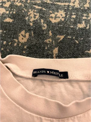 Brandy Melville Top thumbnail 2