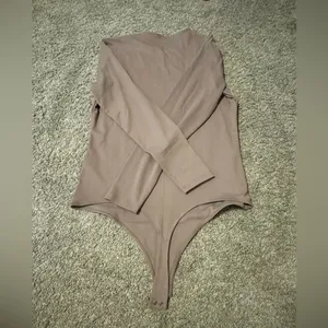 Abercrombie Long Sleeve Bodysuit thumbnail 2