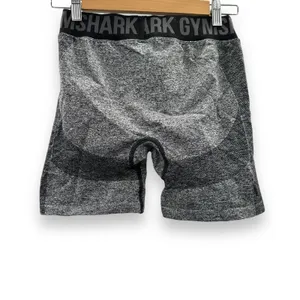 Gymshark‎ Flex Mid Rise Activewear Flex Shorts in Heather Gray Size S thumbnail 2