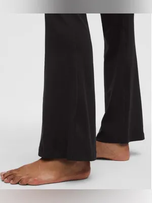 Lululemon NWT Groove Nulu High Rise Flared Pants Regular Leggings Black Size 6 thumbnail 3