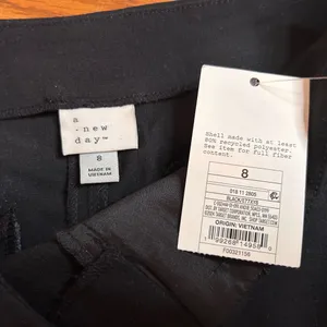 a new day Women's High Rise Tailored Black Shorts thumbnail 2