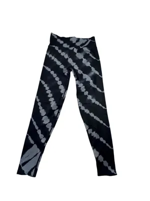 PINK Victoria's Secret Black & Gray Tie-Dye Ribbed Leggings thumbnail 5