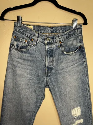 Levis 501’s Premium‎ Cropped High Rise Straight Leg Button Fly Luxor Denim Jeans thumbnail 3