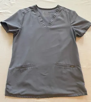 FIGS Women's casma 3 pocket scrub top. Size XS. Vapor blue rare color thumbnail 1
