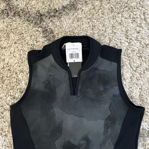 NWT ADIDAS Ultimate365 Tour Hybrid Printed Golf Dress thumbnail 4