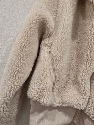 Alo Yoga Foxy Sherpa Jacket - Bone XS thumbnail 11