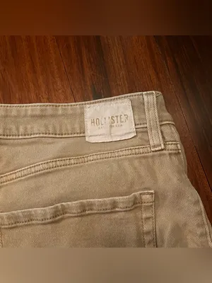 Hollister Women’s Khaki Ultra High-rise Denim Dad Jeans - READ DESCRIPTION thumbnail 9