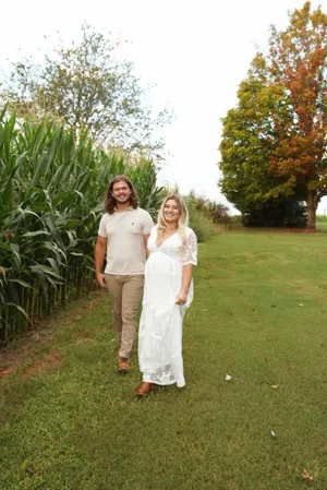 Amazon White lace maternity dress thumbnail 2