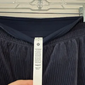 Lululemon‎ Scuba Mid-Rise Wide-Leg Pant 7/8 Length *Velvet Cord True Navy Size 6 thumbnail 5