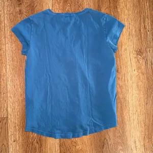 Theory Easy U Relaxed Tee Blue Pima Cotton Scoop Neck Shirt Womens S Minimalist thumbnail 6
