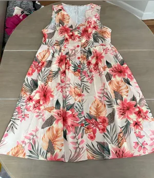 Emery Rose Tropical Hibiscus Floral Midi Dress L Button Front Resort Vacation thumbnail 1
