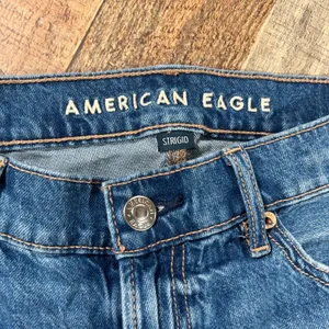 American Eagle Size 00 Blue Cotton Strigid High Rise Denim Jean Shorts thumbnail 2