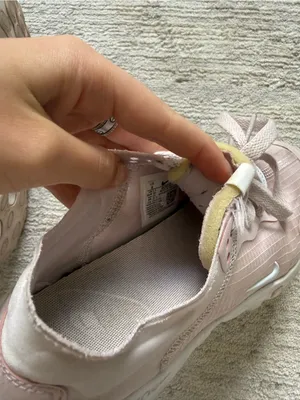 Nike Women’s Renew Lucent Pink Athletic Sneakers (Size 8) thumbnail 2