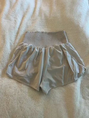 Aerie OFFLINE white flowy shorts thumbnail 2