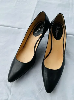 Cole Haan Women's Black Pumps thumbnail 1