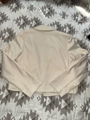 American Eagle Cropped Blazer thumbnail 4