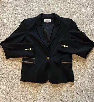 Blazer thumbnail 1