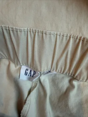 GAP khaki pants thumbnail 4