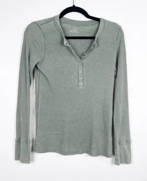 Aerie Women's Long Sleeve Ribbed Henley Green Sz M thumbnail 1
