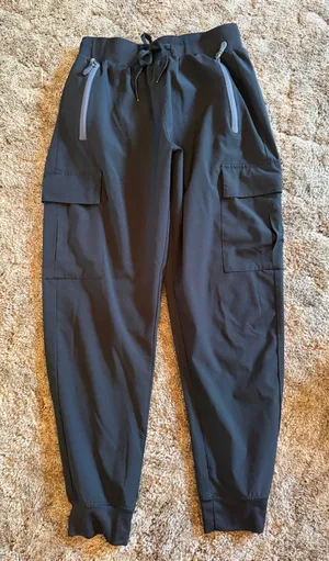 EUC Libin Women's Lightweight Quick-Dry Cargo Joggers Black Loungewear thumbnail 1