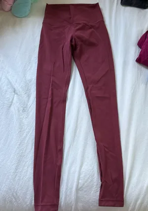 Lululemon Maroon Leggings 25" thumbnail 1