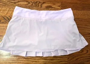 Lulu lemon Skirt thumbnail 1