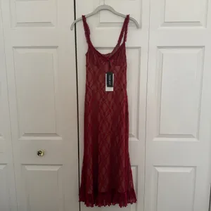 Tiger Mist Red lace ruffle midi Deja Dress NWT thumbnail 3
