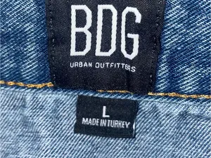 Urban Outfitters Denim Button-Front Mini Skirt in Dark Blue Size Large thumbnail 3