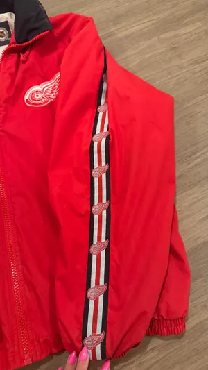 Vintage red wings Size L thumbnail 2