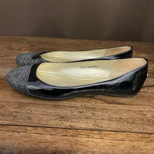 Jimmy Choo Black Patent Leather Silver Glitter Toe Ballet Flat Size 37.5 thumbnail 8