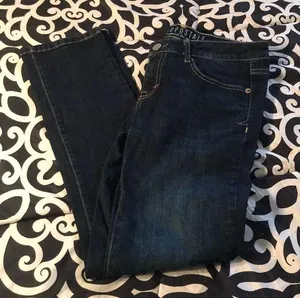 Aeropostale Dark washed skinny jeans thumbnail 1