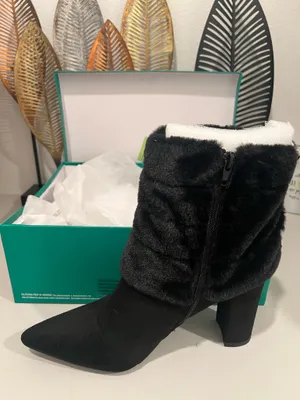 Lauren Lorraine Faux Fur Half Black Boot Size 9 thumbnail 3