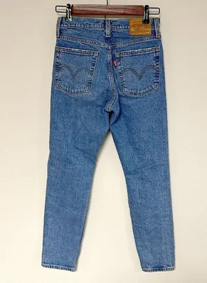 Levi's Wedgie Straight Jean thumbnail 8