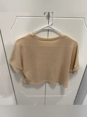 NWOT Unbranded Waffle Knit Cropped Short Sleeve thumbnail 2