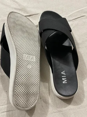 MIA Black Platform Sandals thumbnail 2