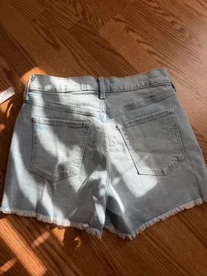Old Navy Shorts  thumbnail 2