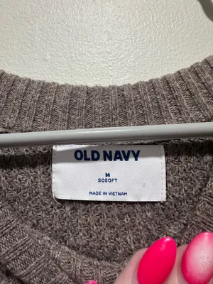 Old Navy Sweater thumbnail 3
