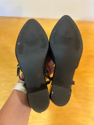 Amazon Black Strappy Block Heel Slingback Black Pumps Size 7 thumbnail 5
