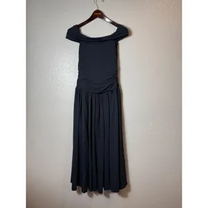 Abercrombie & Fitch Off Shoulder Ruched Maxi Dress‎ Black MP thumbnail 3
