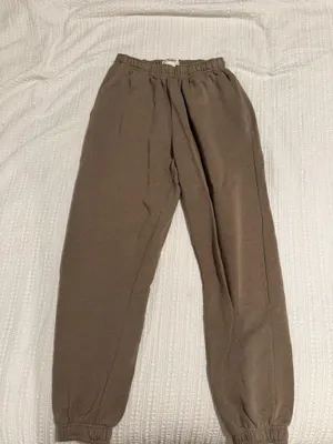 Pull & Bear sweatpants  thumbnail 1