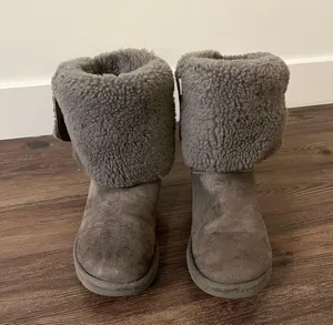 UGG Gray  Boots thumbnail 2